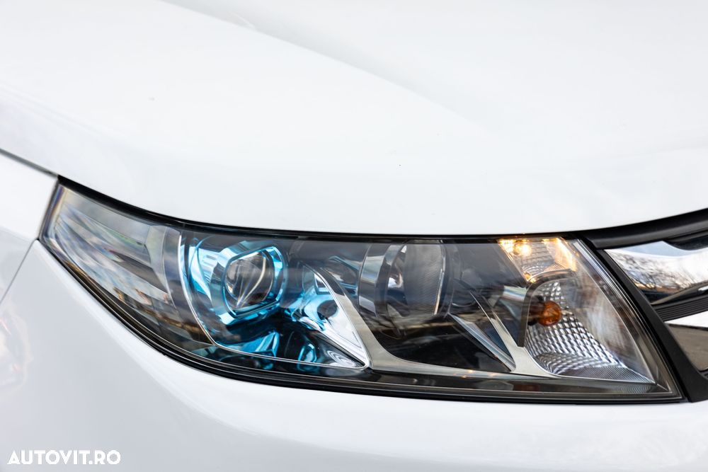 Suzuki Vitara 1.6 DDIS 4X4 Luxus Aut. - 25