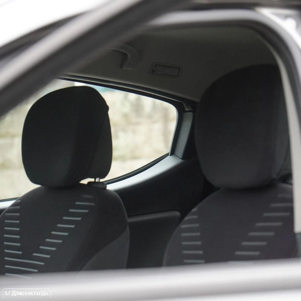 Lancia Ypsilon 1.2 Oro S&S - 9