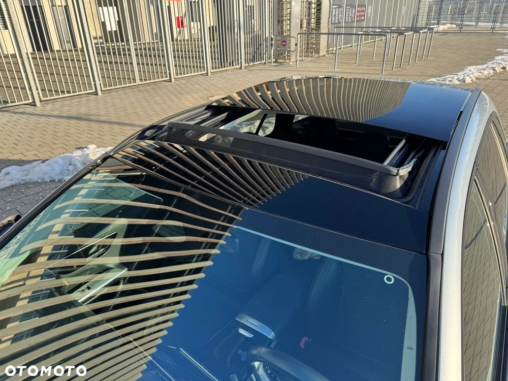 Mercedes-Benz Klasa C 220 d 4Matic 9G-TRONIC AMG Line - 9