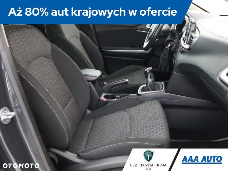Kia Ceed - 11