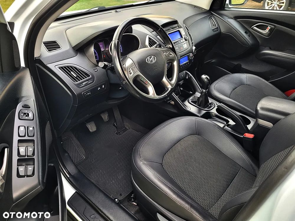 Hyundai ix35 2.0 2WD Style - 24