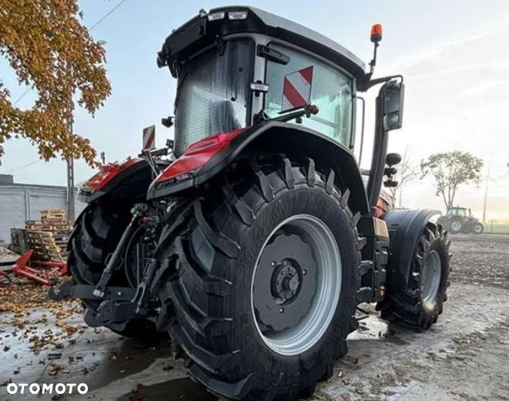 Massey Ferguson MF 8S.205 Dyna-VT EXCLUSIVE - 3
