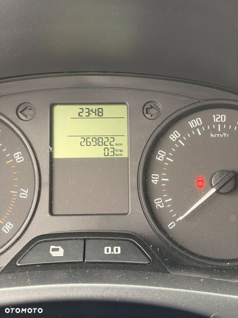 Skoda Fabia 1.4 16V Active - 11