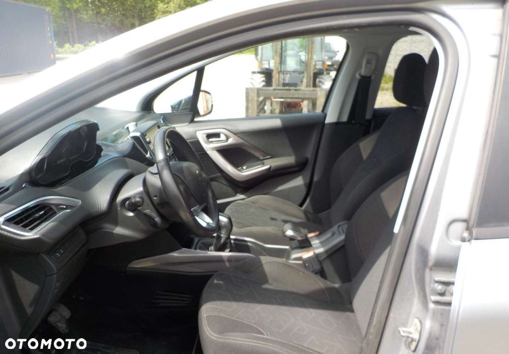 Peugeot 2008 - 19