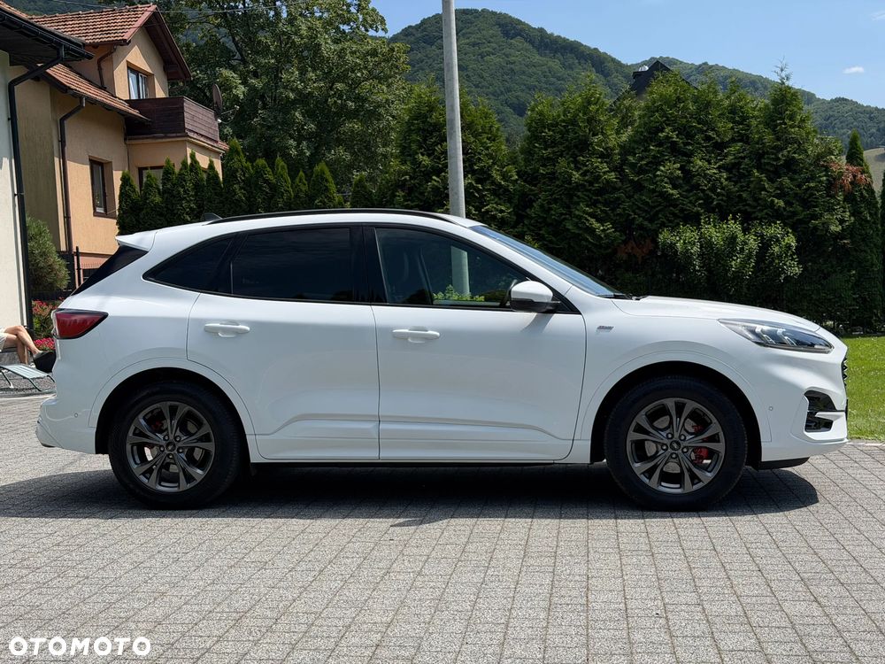 Ford Kuga 2.5 Duratec FHEV 4x4 ST-LINE X - 16