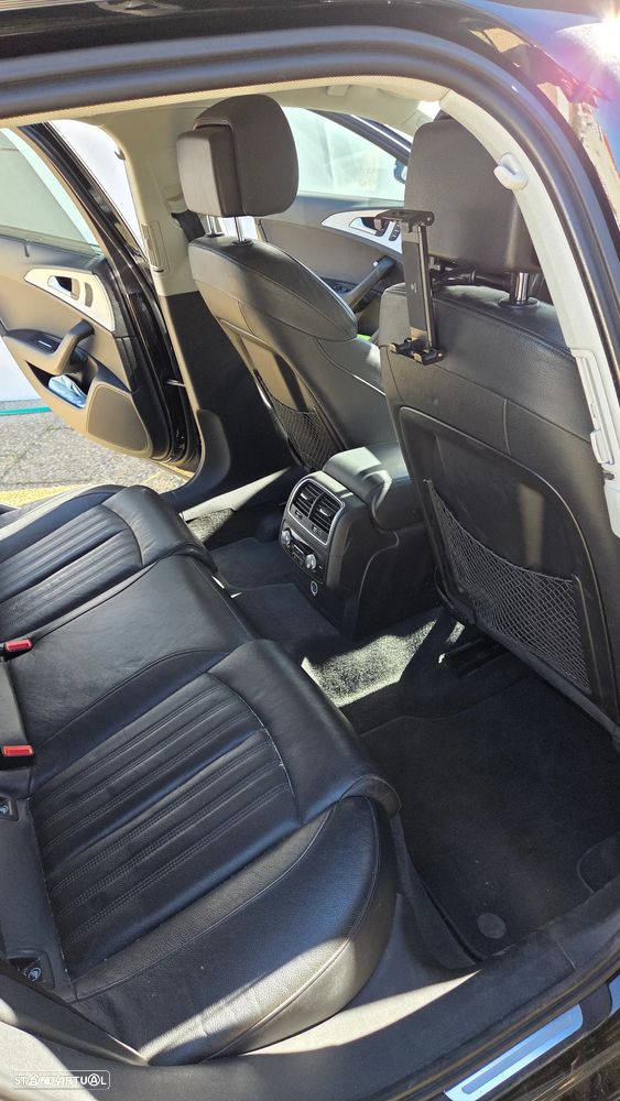 Audi A6 Avant 2.0 TDi Advance S tronic - 25