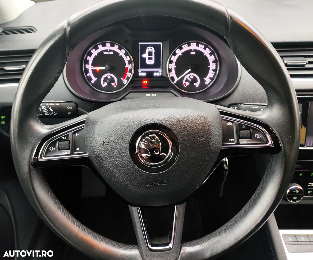 Skoda Octavia 2.0 TDI Style - 15