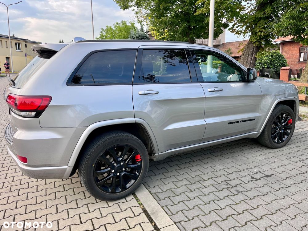 Jeep Grand Cherokee 3.6 V6 Summit - 11