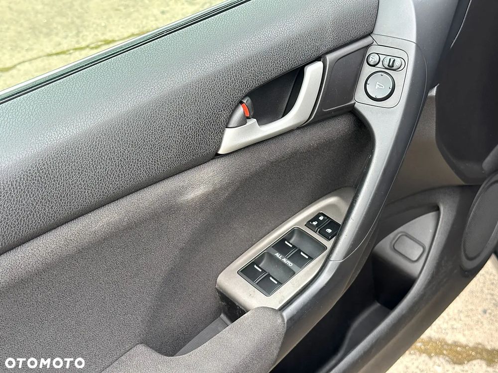 Honda Accord 2.0 Elegance - 7