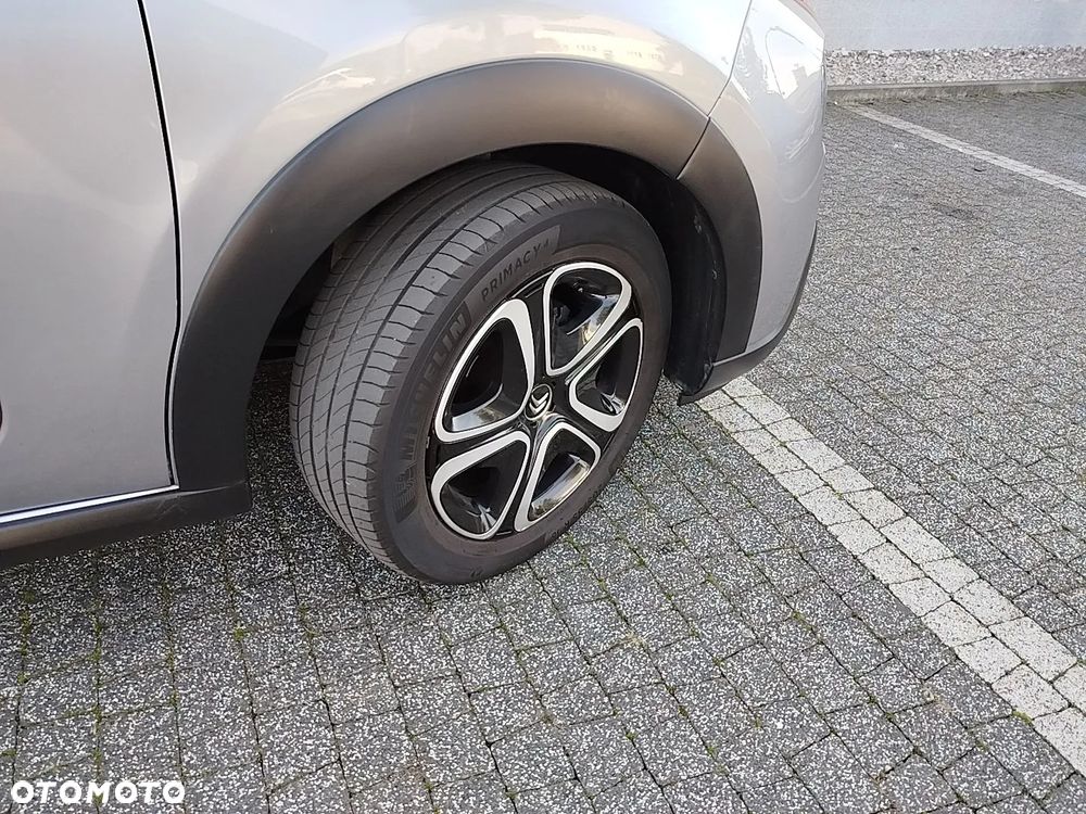 Citroën C3 1.2 PureTech Shine - 37