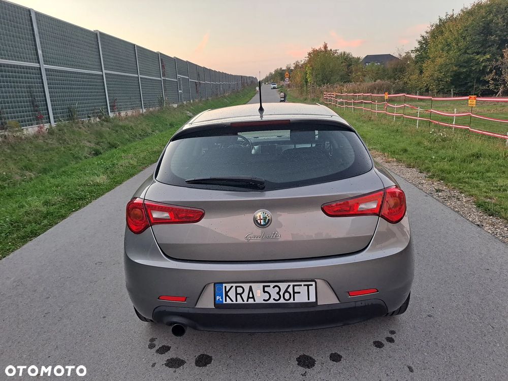 Alfa Romeo Giulietta - 4