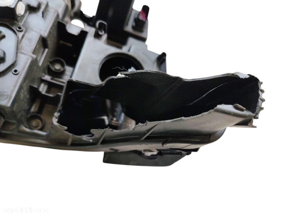 LAMPA PRAWY PRZÓD SKODA ENYAQ LIFT (2025-) 85 286KM 210kW 5LB941036 - 8