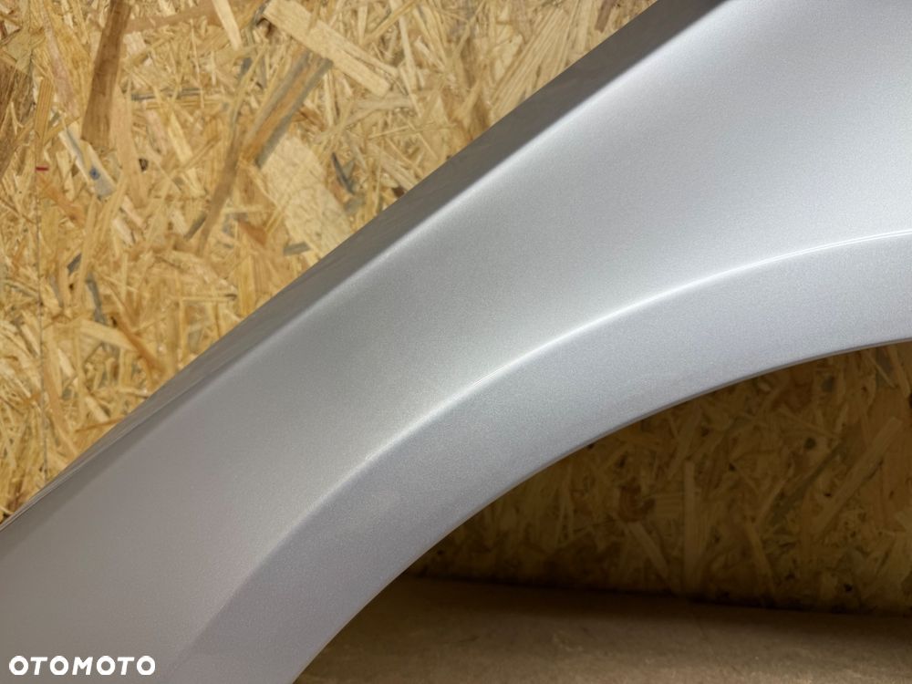 BŁOTNIK LEWY PRZÓD MERCEDES BENZ A KLASA W177 A177 A177881050 SREBRNY - 37