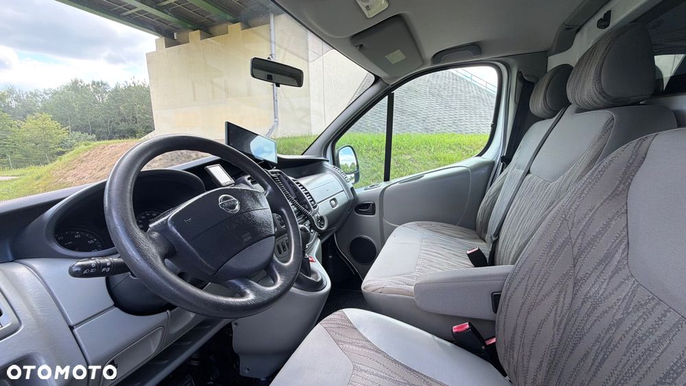 Nissan Primaster - 8