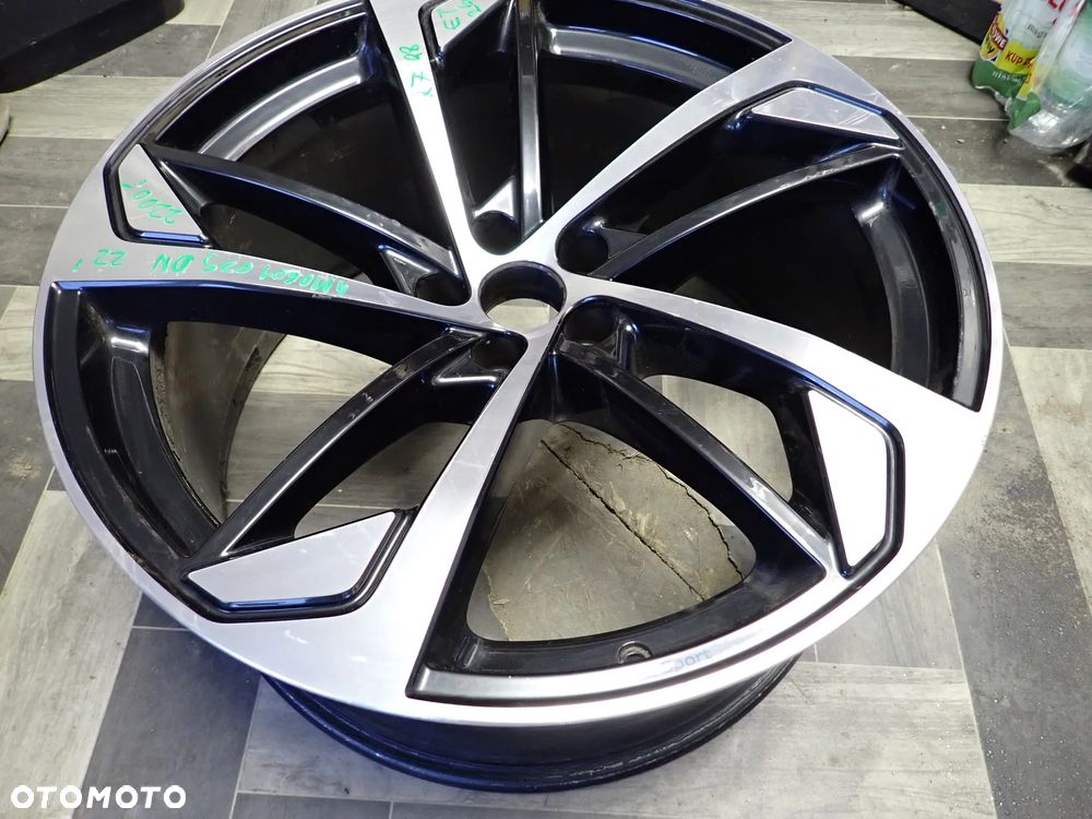 AUDI Q7 Q8 FELGA 22' ET26 4M0601025DN - 5