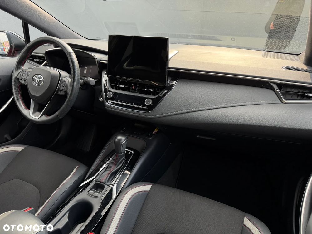 Toyota Corolla 2.0 Hybrid GR Sport - 24