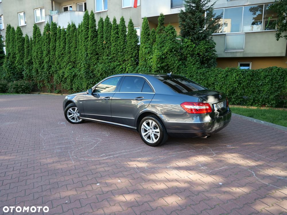 Mercedes-Benz Klasa E - 8