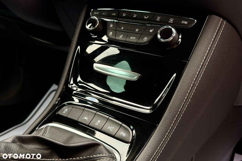 Opel Astra 1.6 CDTI DPF ecoFLEX TourerStart/Stop Exklusiv - 33