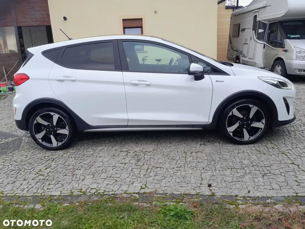 Ford Fiesta 1.0 EcoBoost S&S ACTIVE COLOURLINE - 5