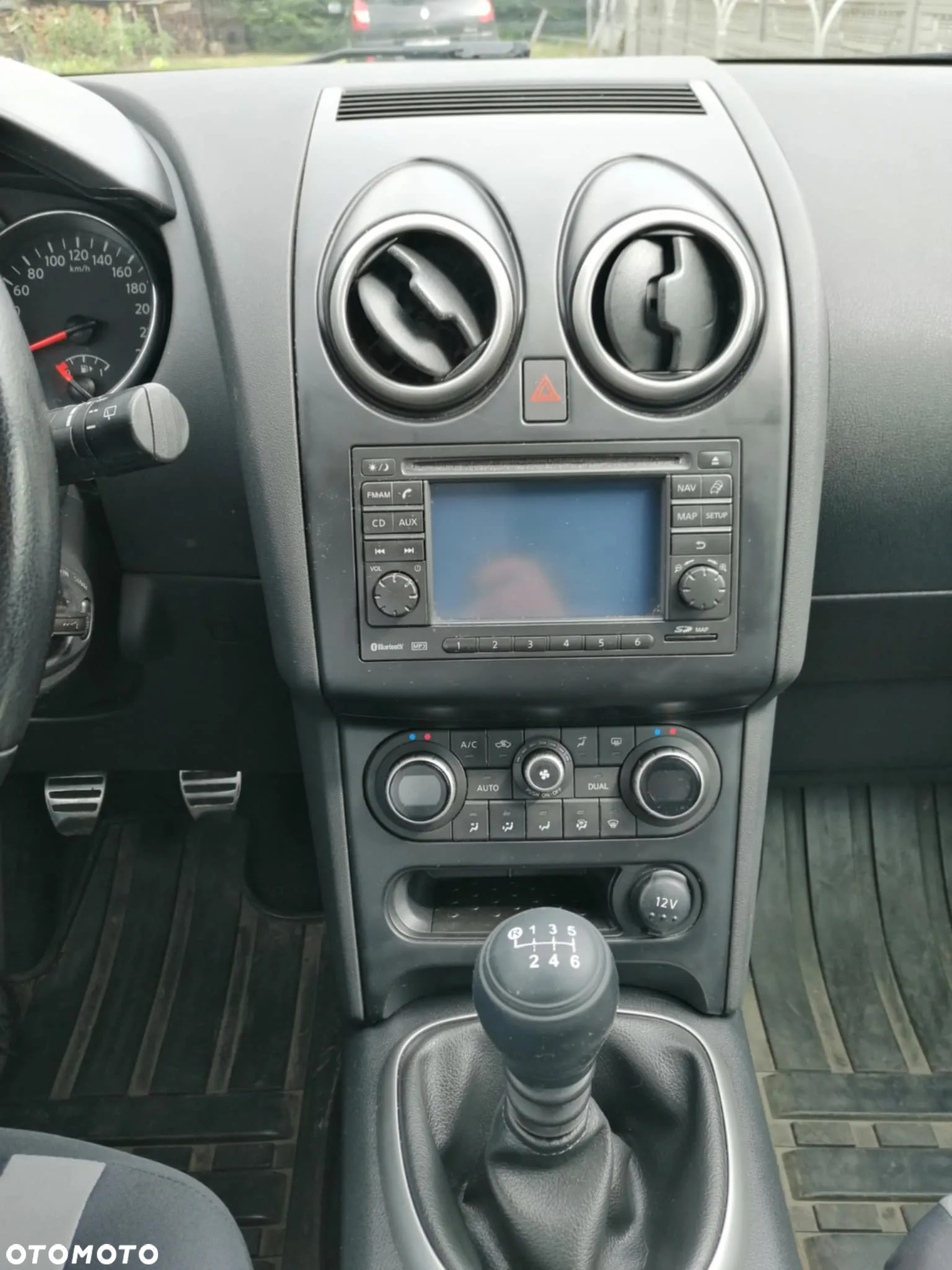 Nissan Qashqai 2.0 dCi 4x4 Tekna - 6