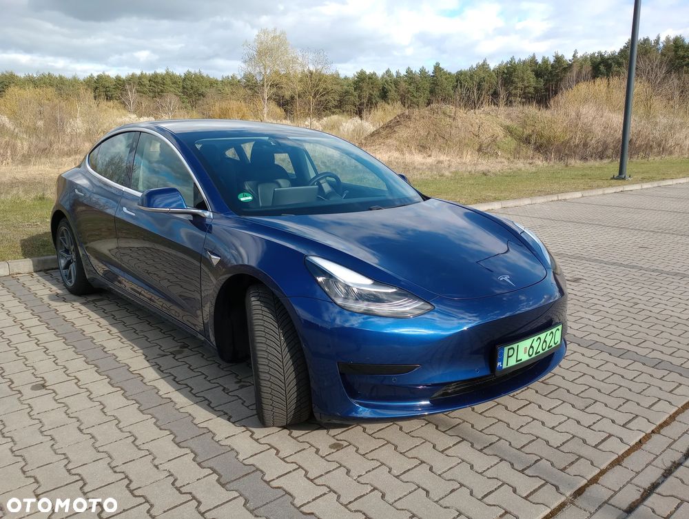 Tesla Model 3 - 2