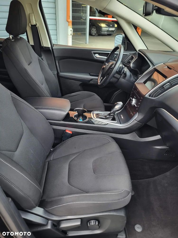 Ford S-Max 2.0 TDCi Titanium PowerShift - 7