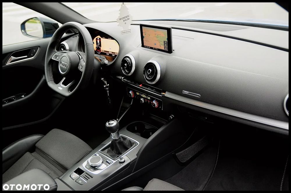 Audi A3 Sportback 2.0 TDI S line Sportpaket - 24