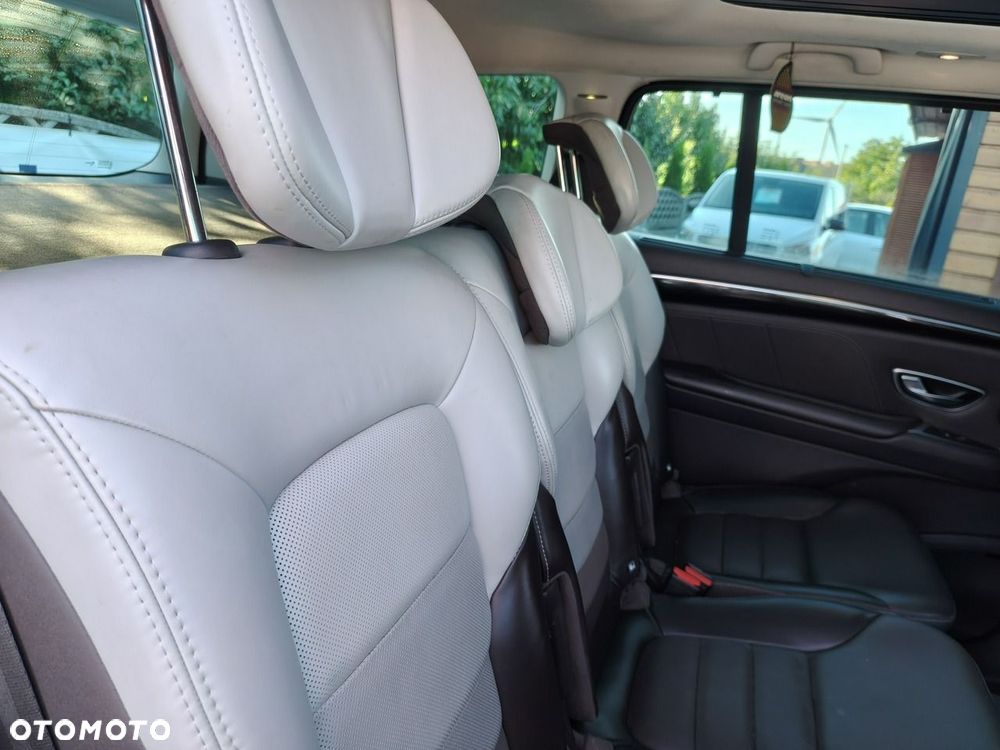 Renault Espace 1.6 dCi Energy Initiale Paris EDC - 26