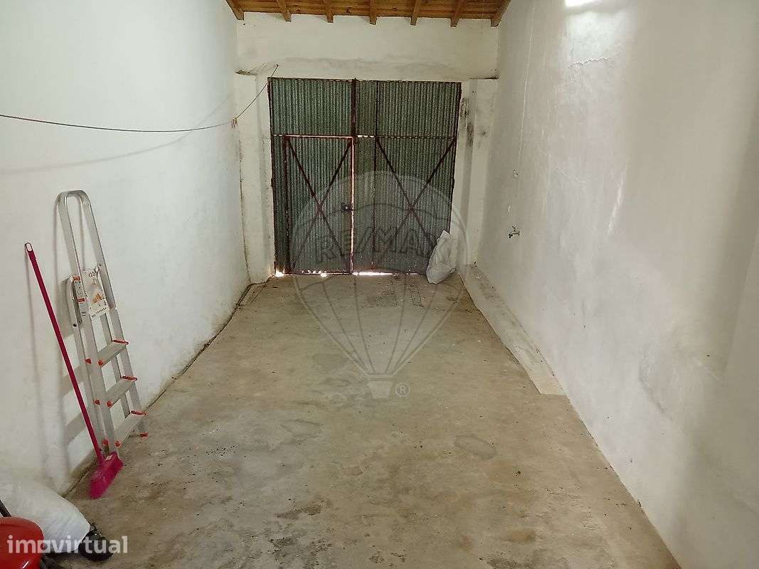 Moradia T1 para venda - Grande imagem: 3/24