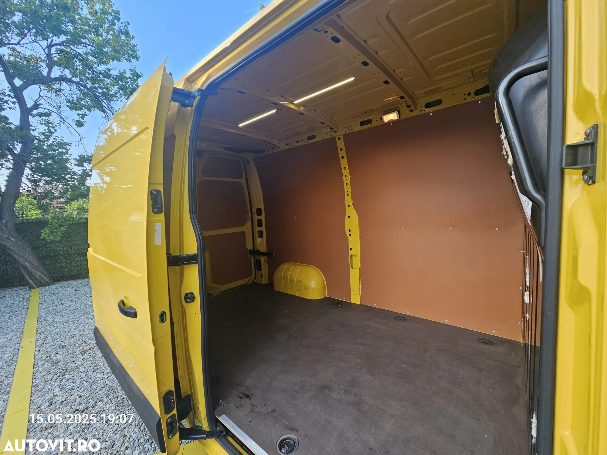 Opel Movano - 12