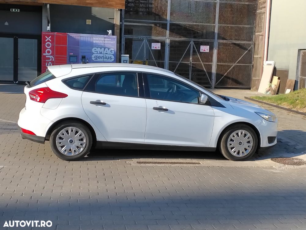 Ford Focus - 11