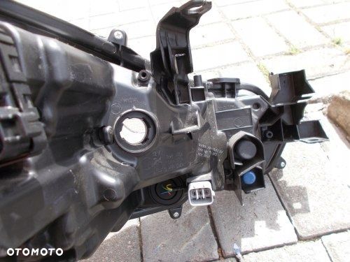 LAMPA LEWA REFLEKTOR TOYOTA COROLLA E21 SEDAN 19- - 9