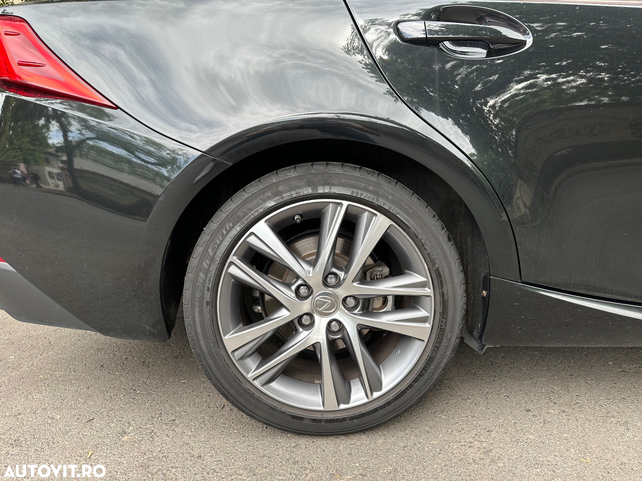 Lexus Seria IS 200t Executive - 16