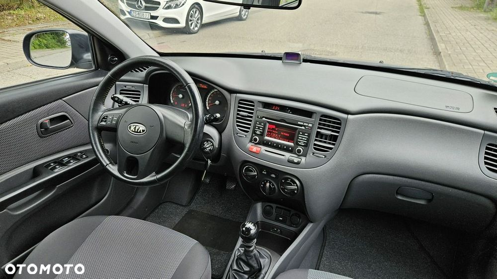Kia Rio 1.4 Spirit - 20