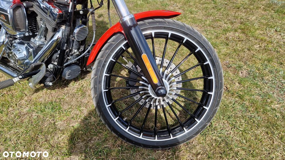 Harley-Davidson FXSB Breakout - 11