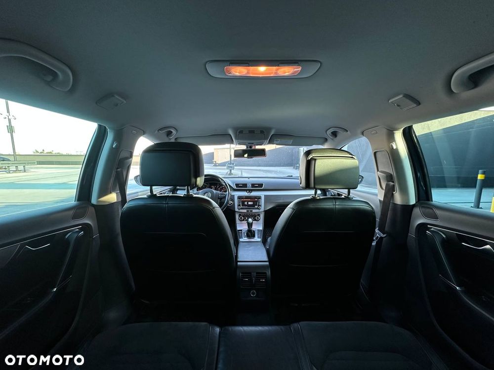 Volkswagen Passat 2.0 TDI DPF DSG 4Motion Comfortline - 23