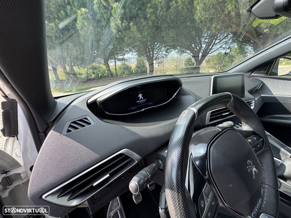 Peugeot 3008 1.2 PureTech GT Line - 26