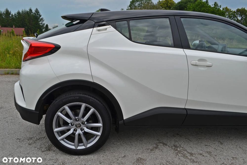 Toyota C-HR - 8