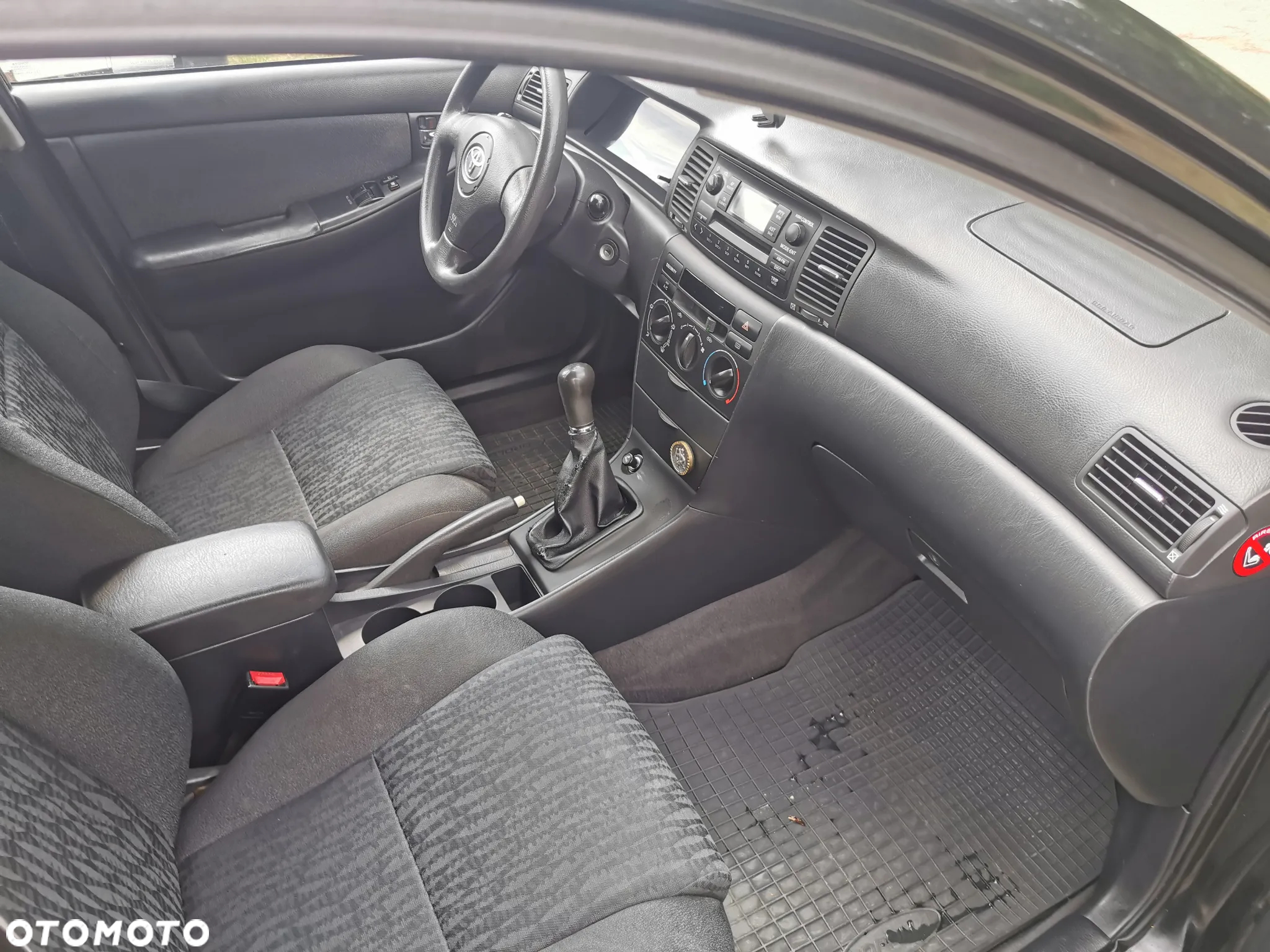Toyota Corolla 1.6 VVT-i Sol - 22