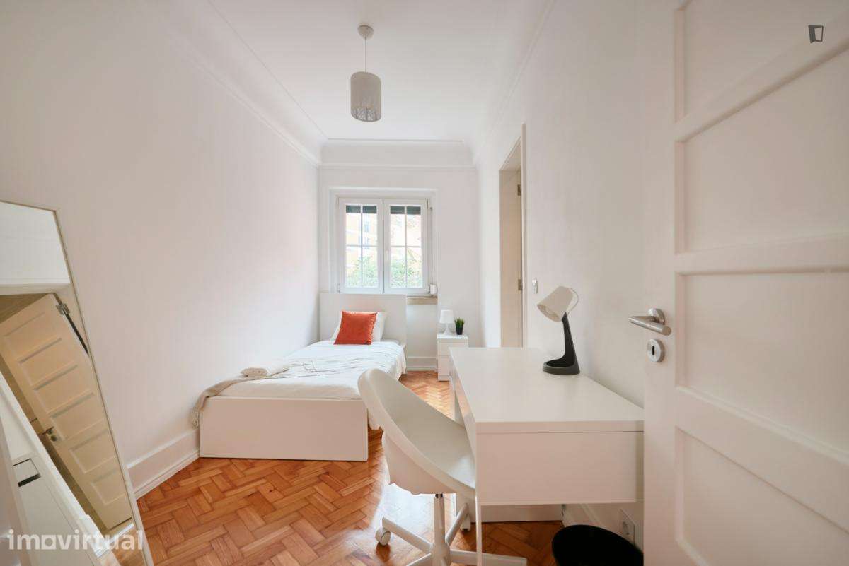 Quarto - localizado em Amoreiras Lisbon - Grande imagem: 2/21