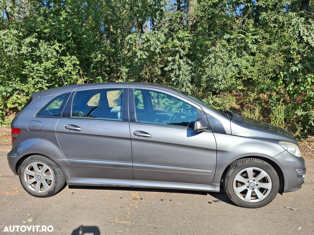 Mercedes-Benz B 150 - 2