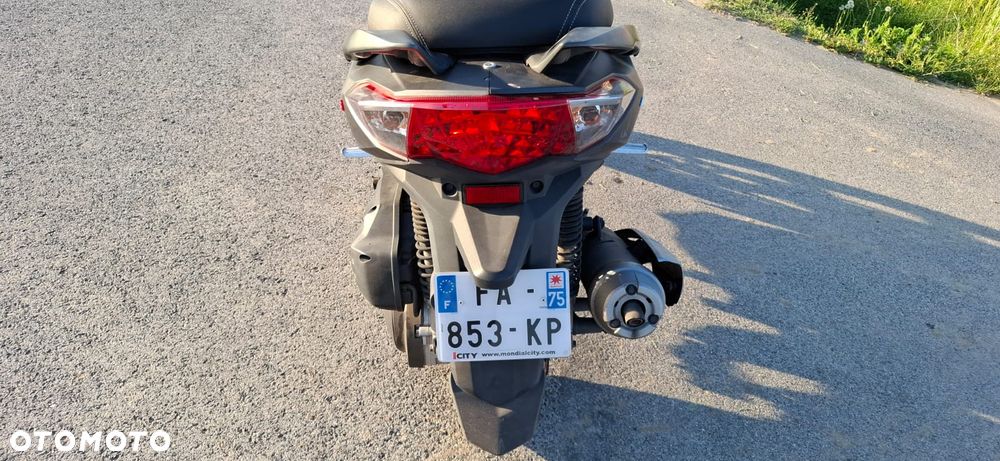 SYM GTS - 19