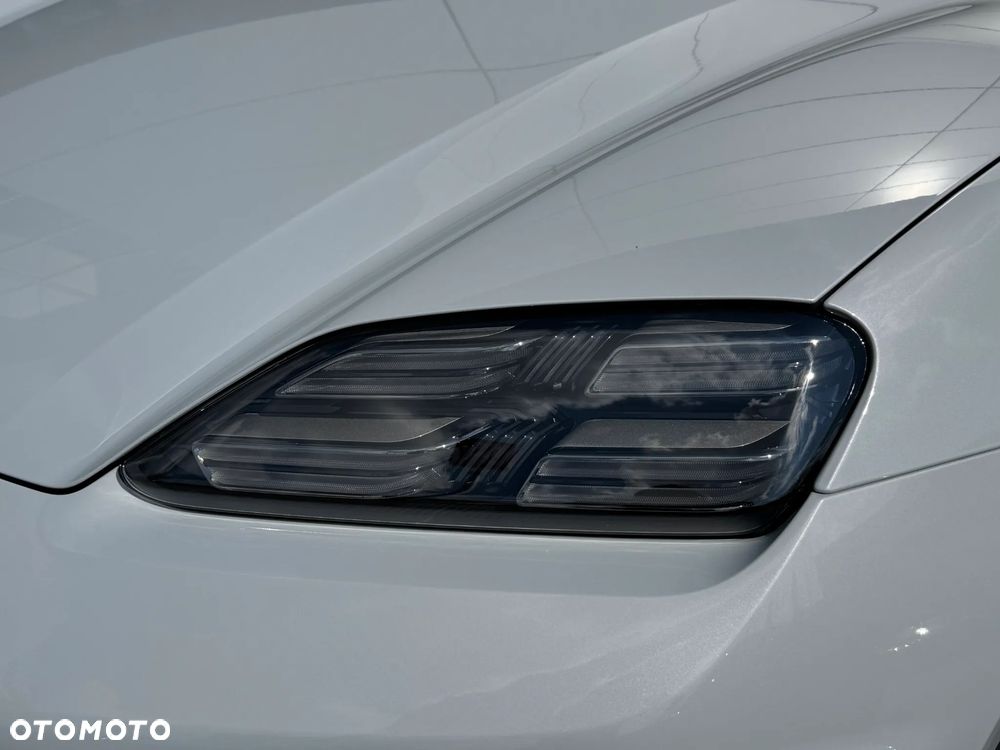 Porsche Macan 4 100kWh - 12