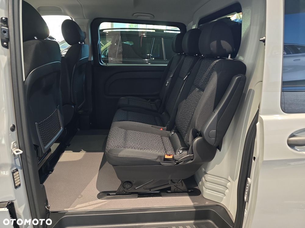 Mercedes-Benz Vito 119 CDI 4x4 Mixto - 7