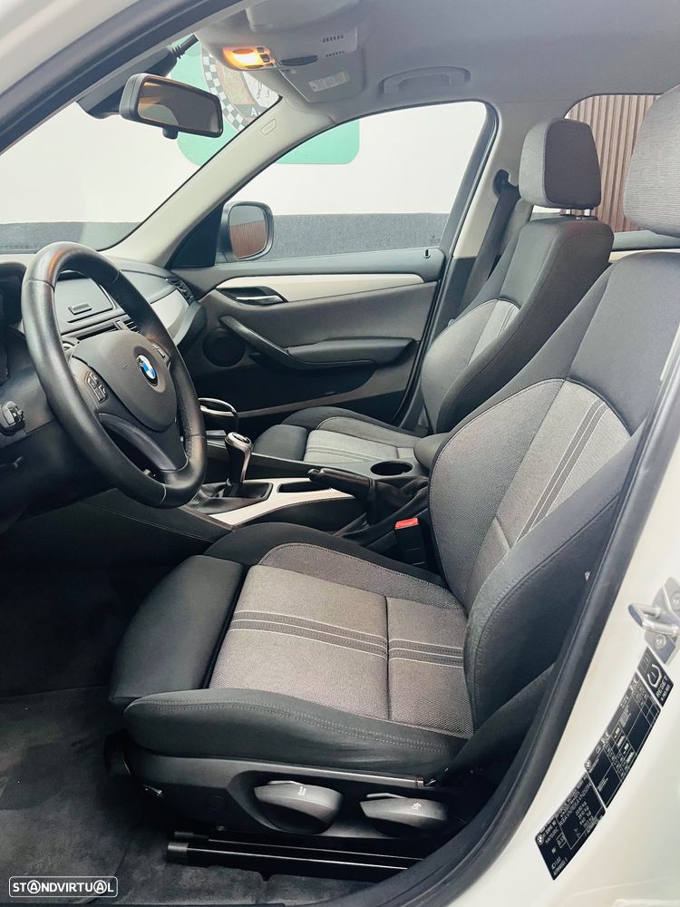 BMW X1 18 d xDrive Pack M - 22
