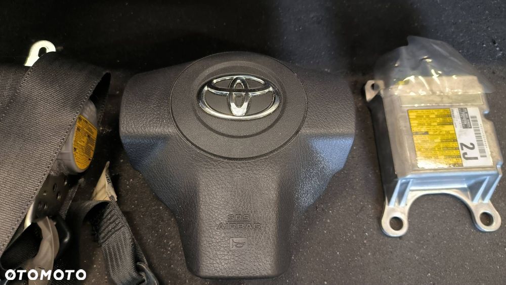 DESKA KOKPIT TOYOTA RAV-4 III  KOMPLET - 11