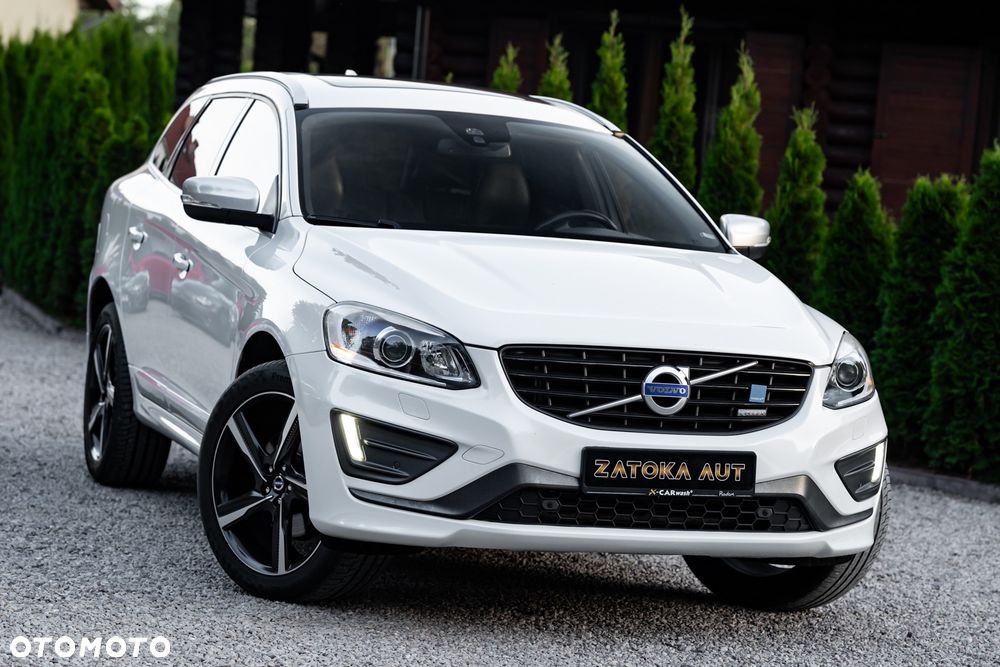 Volvo XC 60 T6 AWD R-Design - 4