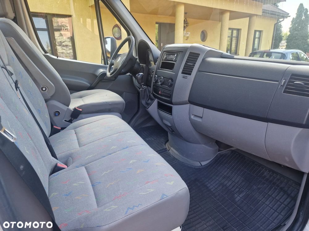 Volkswagen CRAFTER - 8