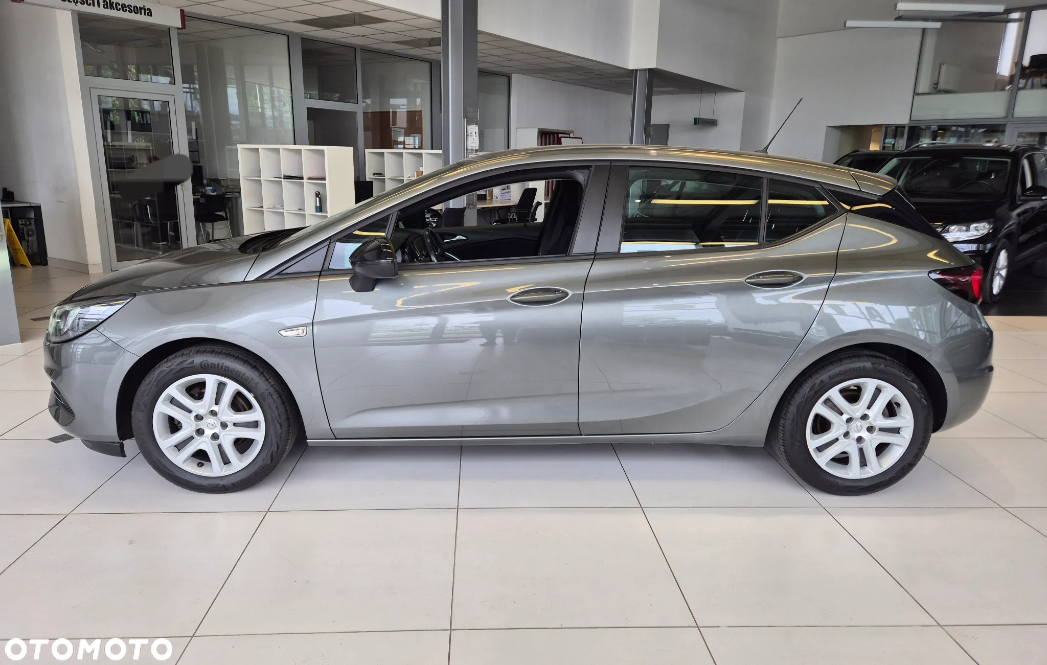Opel Astra V 1.2 T Elegance S&S - 2
