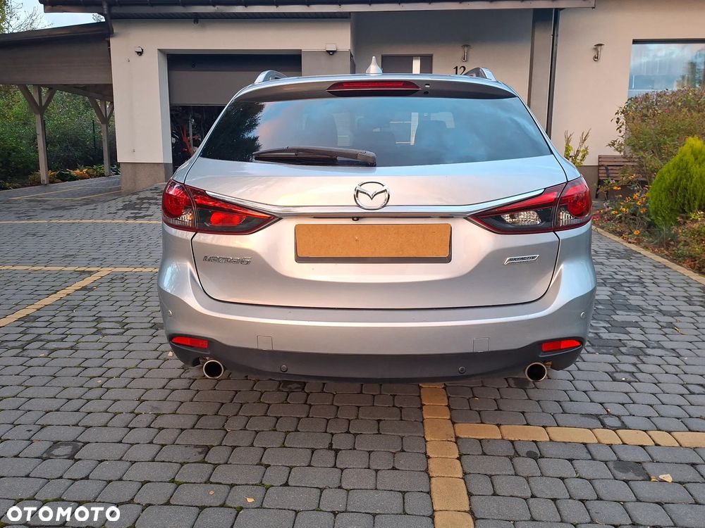 Mazda 6 - 8